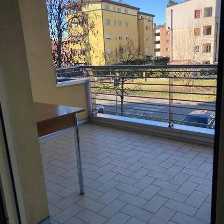 Carolina アパート